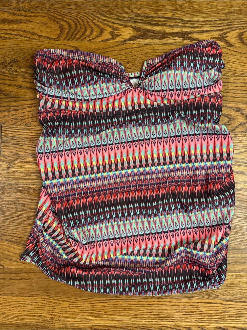 Liz Lange Coral Multi Strapless Smocked Tankini size Medium